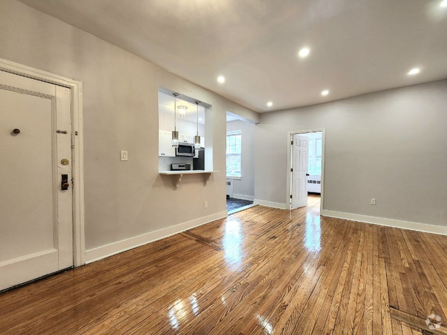 Building Photo - 1 Dewitt Rd Rental