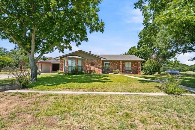 Photo - Country Home with Pond, Horse Pens & Optional Additional Pasture