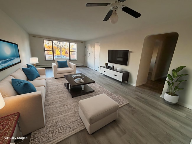 Photo - 4 Bedroom Ranch House - Prime Location Minutes from Cherry Creek!