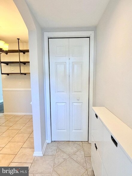 736 Village Ln.