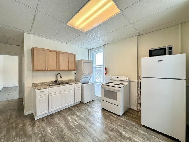 Photo - 270 8th St Unit #2