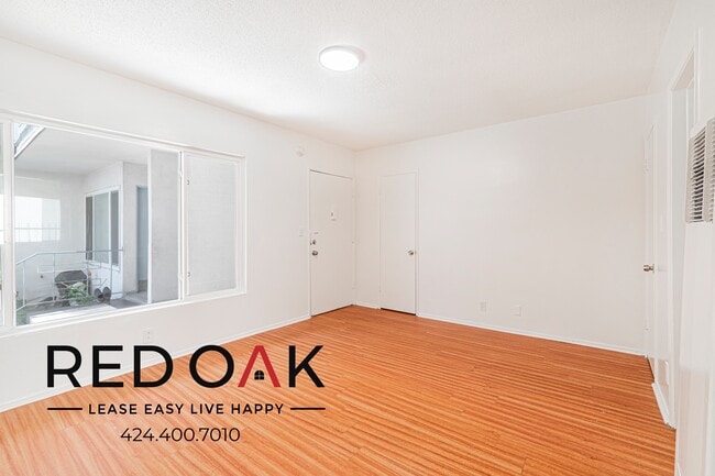 Building Photo - 439 S Catalina St Rental