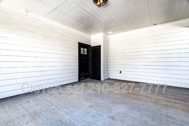 Photo - 1934 Lamar St Casa