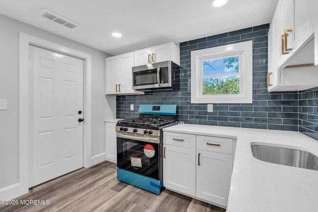 Photo - 209 Atkins Ave Unidad 2nd Floor