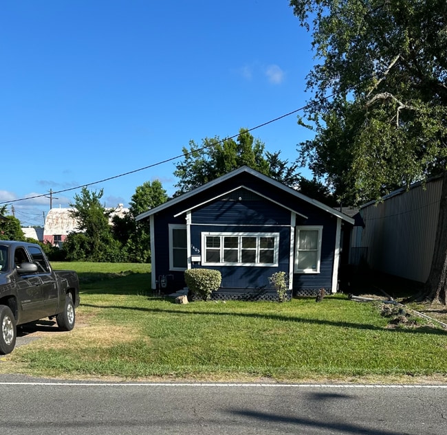 Photo - 1405 Pine St House