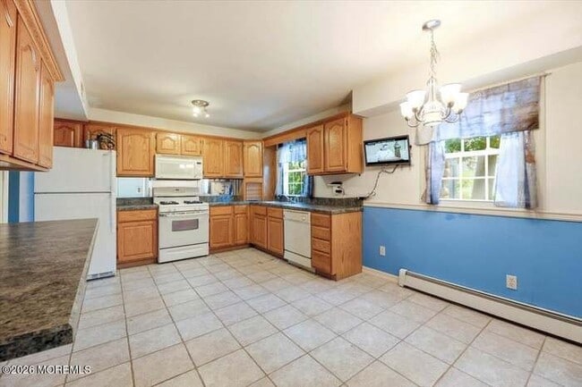 5 Morey Ln