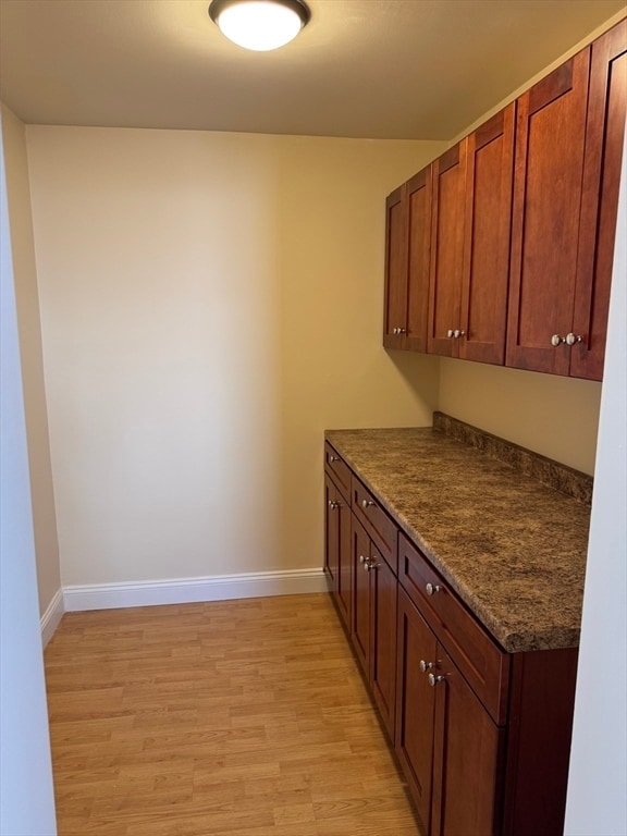 Photo - 255 River St