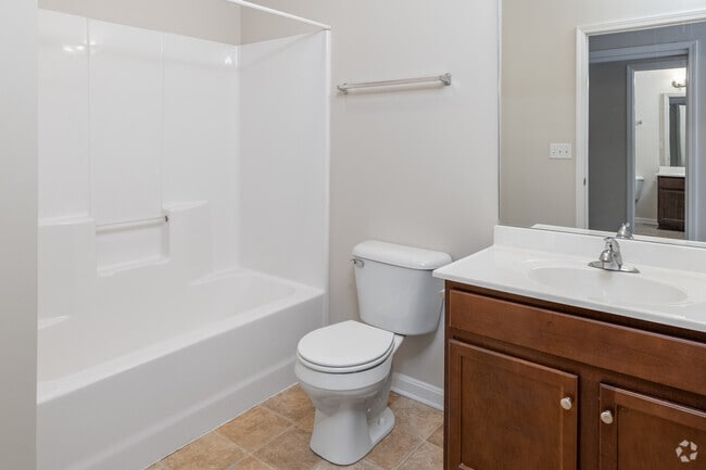 2BR, 2BA - 1,117SF Bathroom
