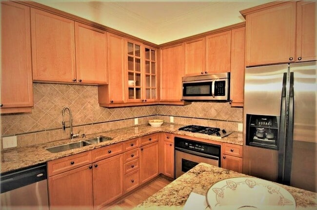 Photo - 11 Perimeter Center E Unit 1103