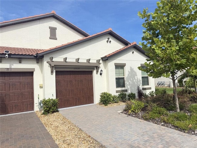 Photo - 17319 Holly Wl Ave