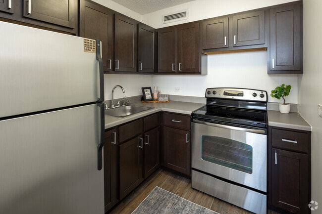 Photo - Presidential Towers