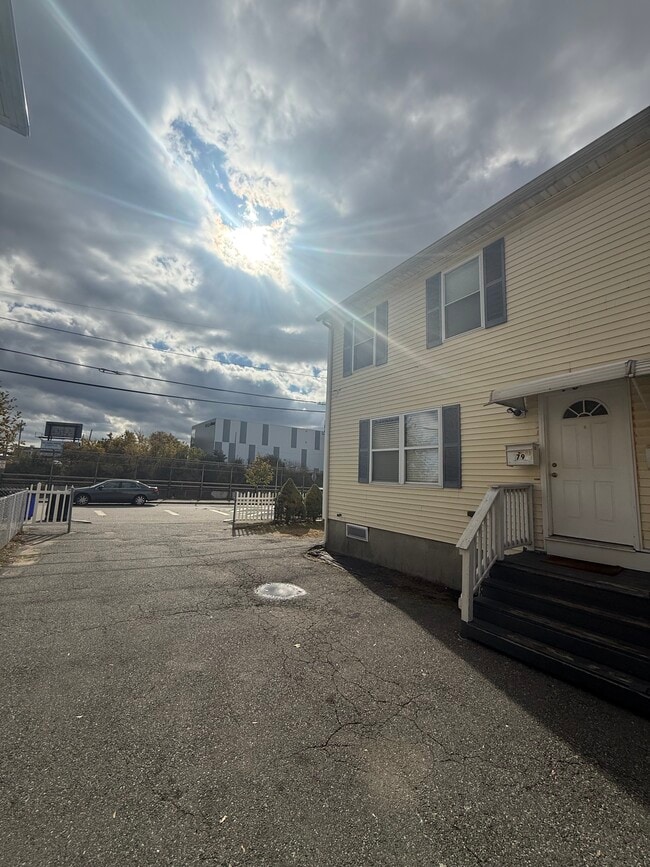 Photo - 79 Byfield St Unit Left