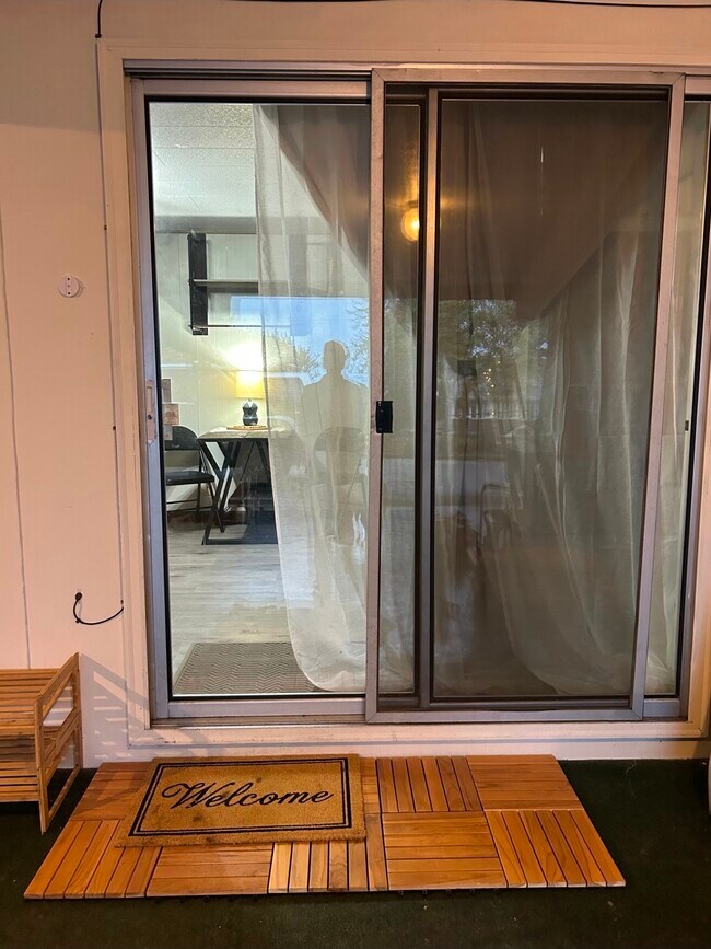 Front Entry - 295 N 2nd Ct Unit 3