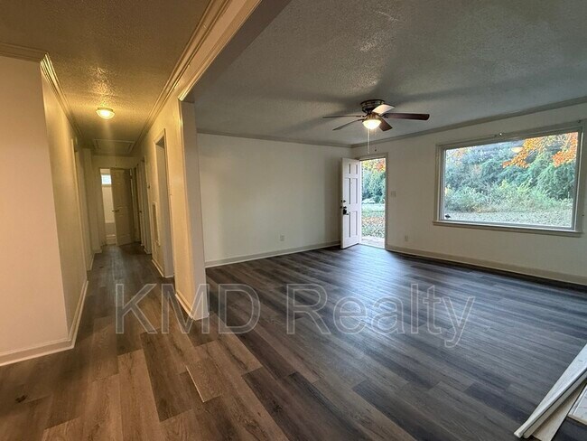 Photo - 9225 Moores Chapel Rd