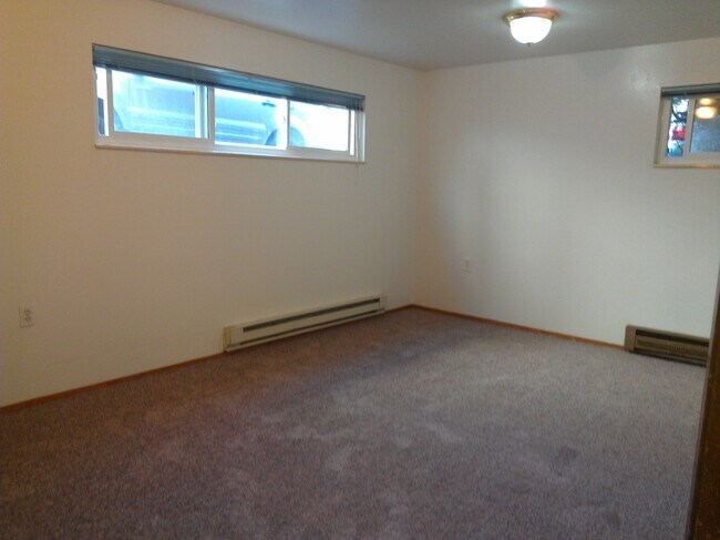 Photo - Locke Apartments