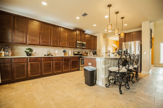 Photo - STUNNING 4 BEDROOM IN NEW BRAUNFELS FEATURING TONS OF UPGRADES!!!  EASY ACCESS TO RANDOLPH AFB, S...