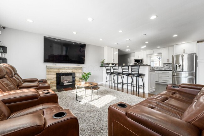 Photo - 1316 College Ave