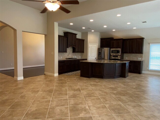 Photo - 5922 Solara Ledge Ln