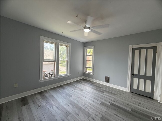 Photo - 551 E Gansevoort St