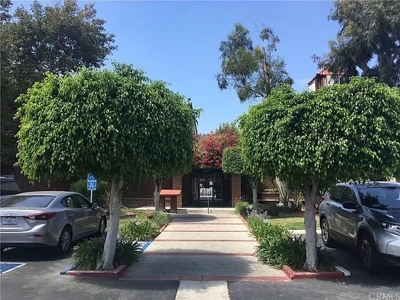 community gate entrance - 2511 W Sunflower Ave Unit J2 Rental