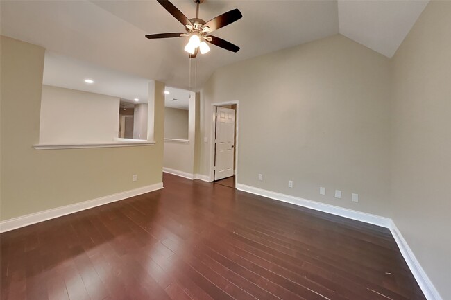 Photo - 19402 Kacey Ln Ct