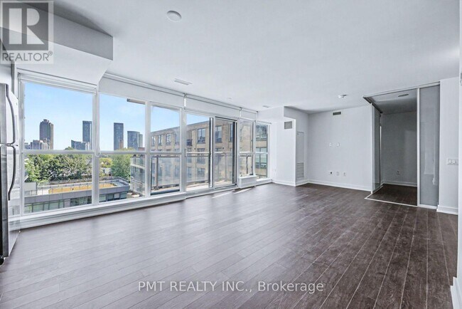 Photo - 775 King St W Unit 514