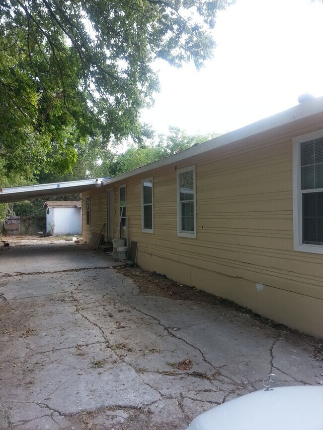 5410 Congo Ln Unit 1