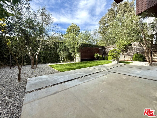 Photo - 716 Brooks Ave