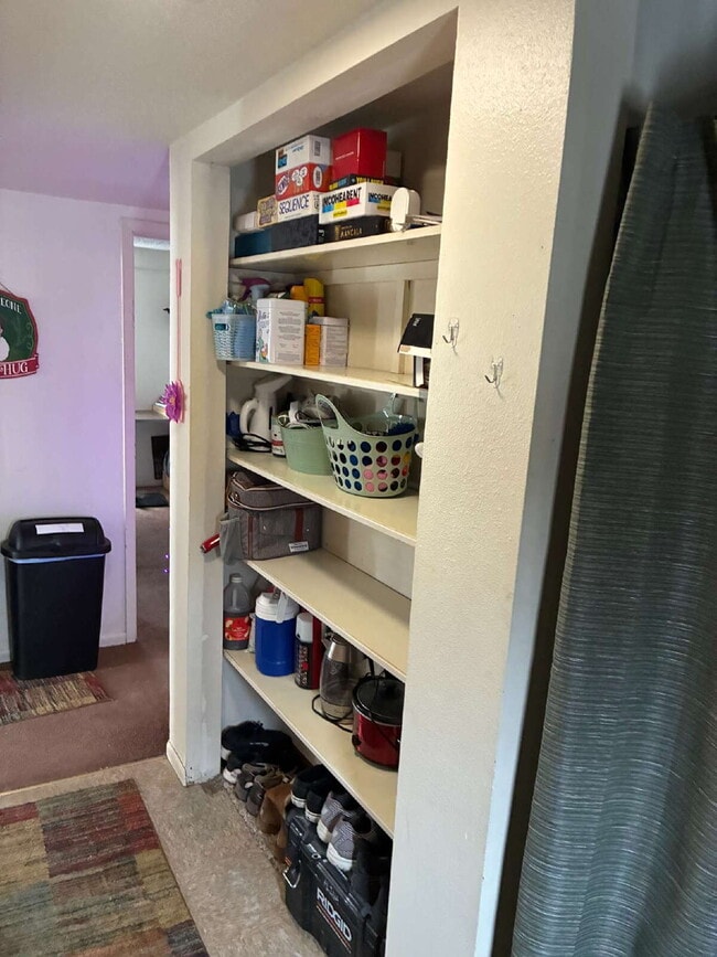 Photo - 3 bedroom 1 bathroom on Water street and near UWEC! Unit 3