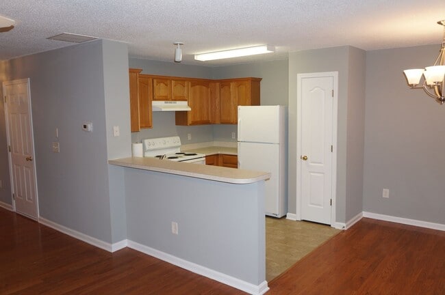 Photo - Rare 2 bedroom 2.5 bath Townhome located in Fox Creek
