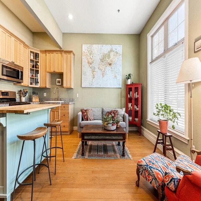 Photo - 800 E 18th Ave Unit 106