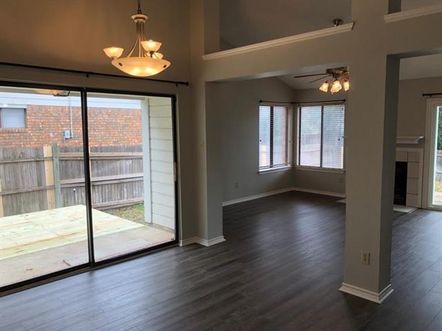 Photo - 512 Dove Creek Pl