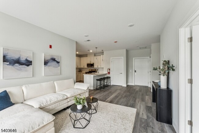 Photo - 140 W Webster Ave Unit 101