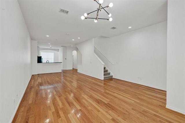 Photo - 4315 Holland Ave Unidad 19