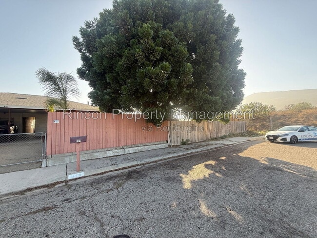 Photo - 451 S Olive St