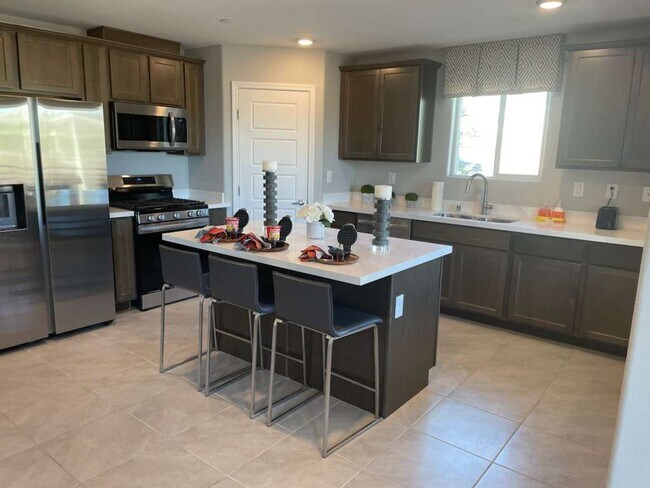 Photo - 3 Bedrooms Townhouse For Rent