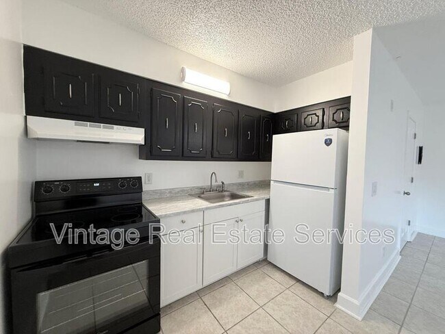 Photo - 3301 58th Ave S Unidad #304