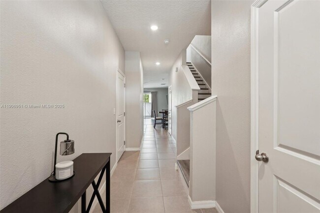 Photo - 508 Glenn Cross Dr