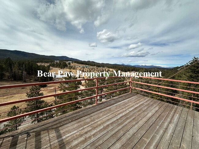 Building Photo - "Charming 1-Bedroom Duplex Retreat in Scenic Conifer!" Unit B