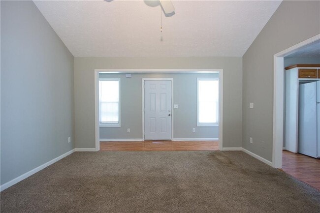 Photo - 350 Windermere Dr