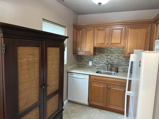 Photo - 136 Coventry I Unit 136