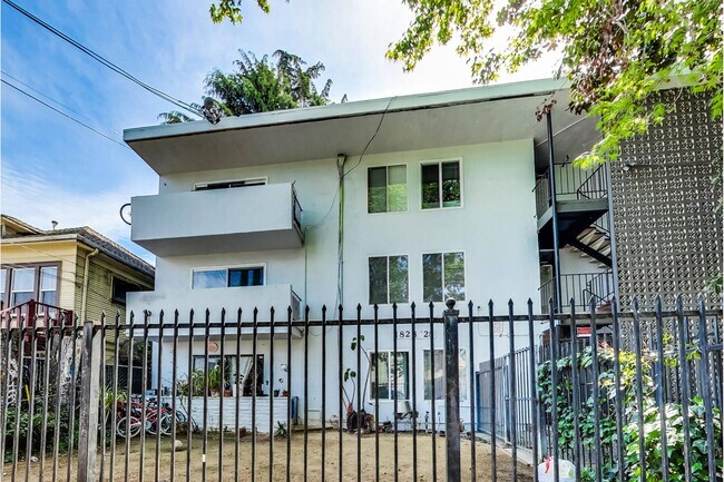 Photo - 1828 28th Avenue Apartamentos