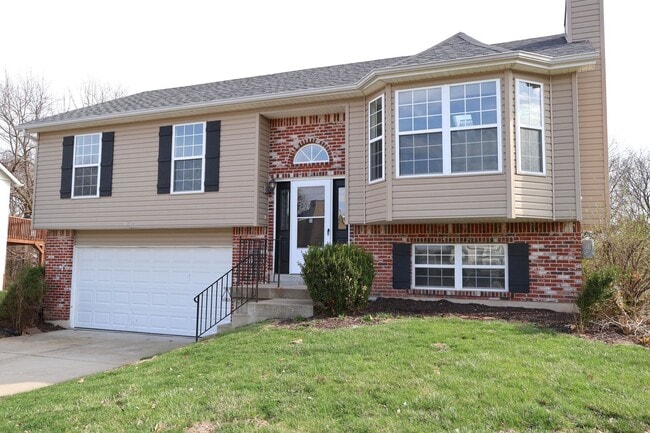 Photo - Beautiful 3 Bed 2.5 Bath w/2 Car Oversized Garage