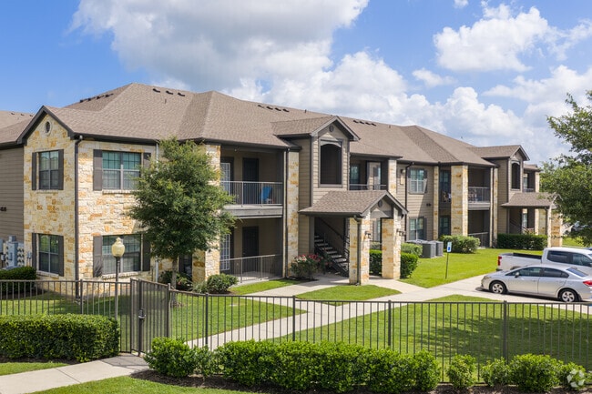Building Photo - Town Creek Village Apartments
