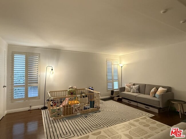 Photo - 2318 Fox Hills Dr Unit 105