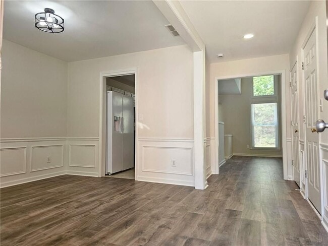 Photo - 3229 Davenport Park Ln