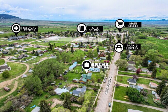 Photo - Spacious 4-Bedroom Home in the Heart of Sh...