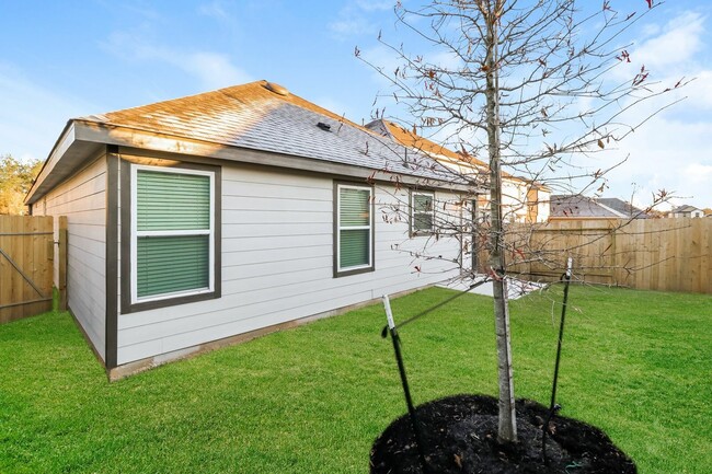 Photo - 2146 Middle Rdg Dr