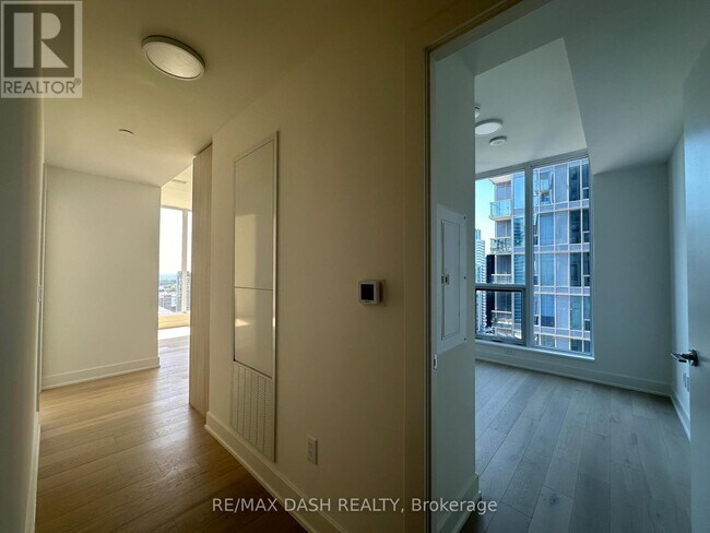 Photo - 15 Mercer St Unit 3302