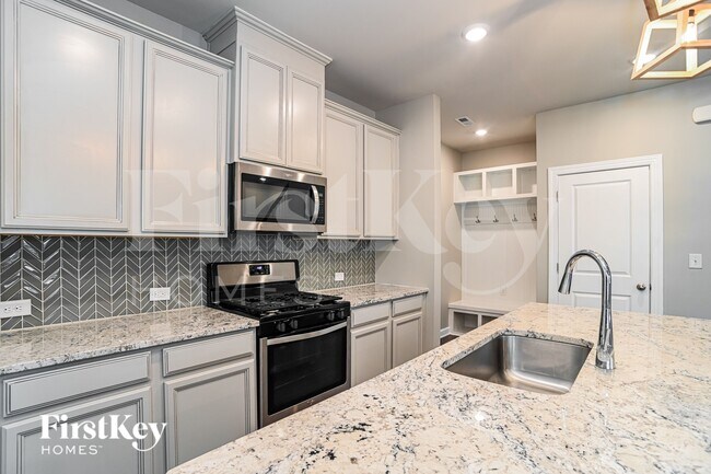 Photo - 11917 Silverheel Ln